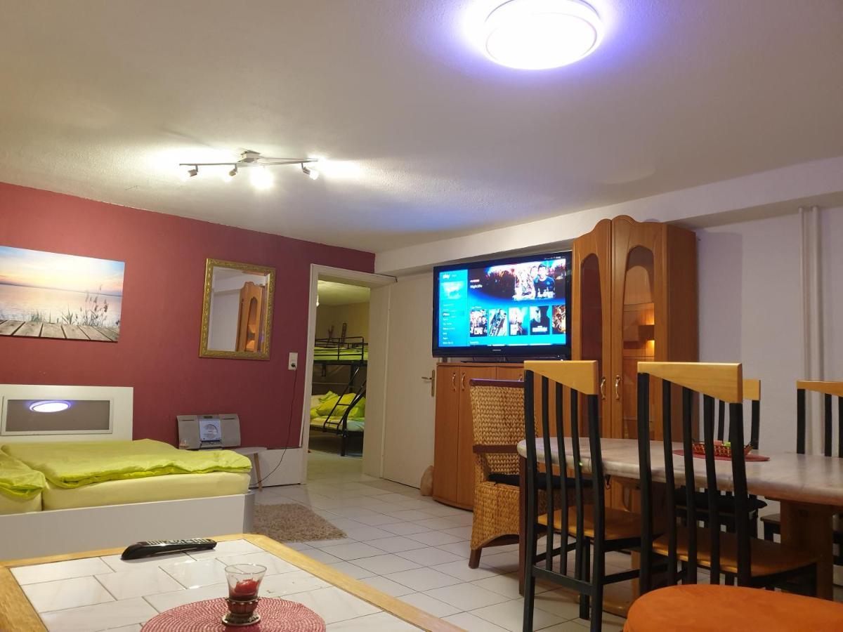 Sions Grosse Ferienwohnung Ferienwohnung Mit 3 Schlafzimmer, 2 Km Bis Zum Europapark Rust カッペル・グラーフェンハウゼン エクステリア 写真