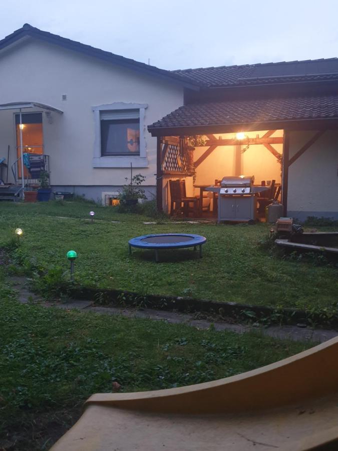 Sions Grosse Ferienwohnung Ferienwohnung Mit 3 Schlafzimmer, 2 Km Bis Zum Europapark Rust カッペル・グラーフェンハウゼン エクステリア 写真